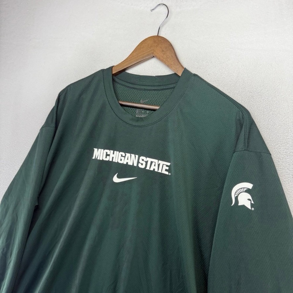 Michigan State Shirt Mens XL Green Nike Dri Fit Lightweight mesh Spellout Swoosh